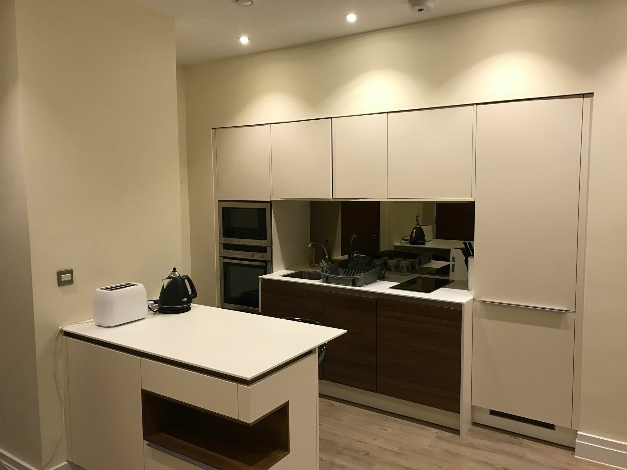 Leamington Spa Serviced Apartments - Villiers House Eksteriør billede
